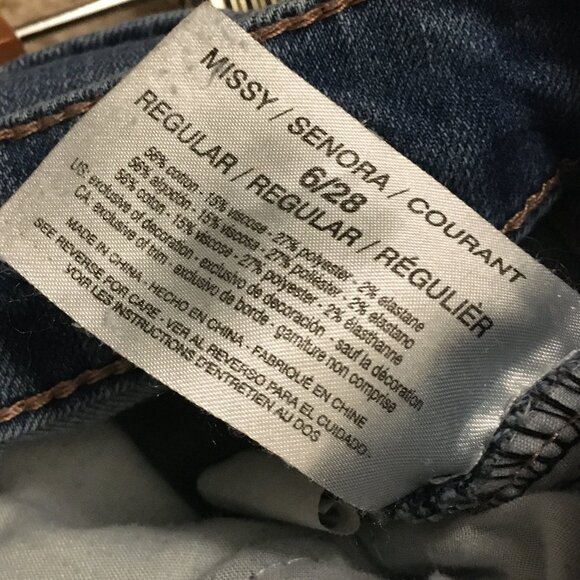 Vintage America Missy Regular Fit Emroidered Denim Blue Jeans - Picture 10 of 15